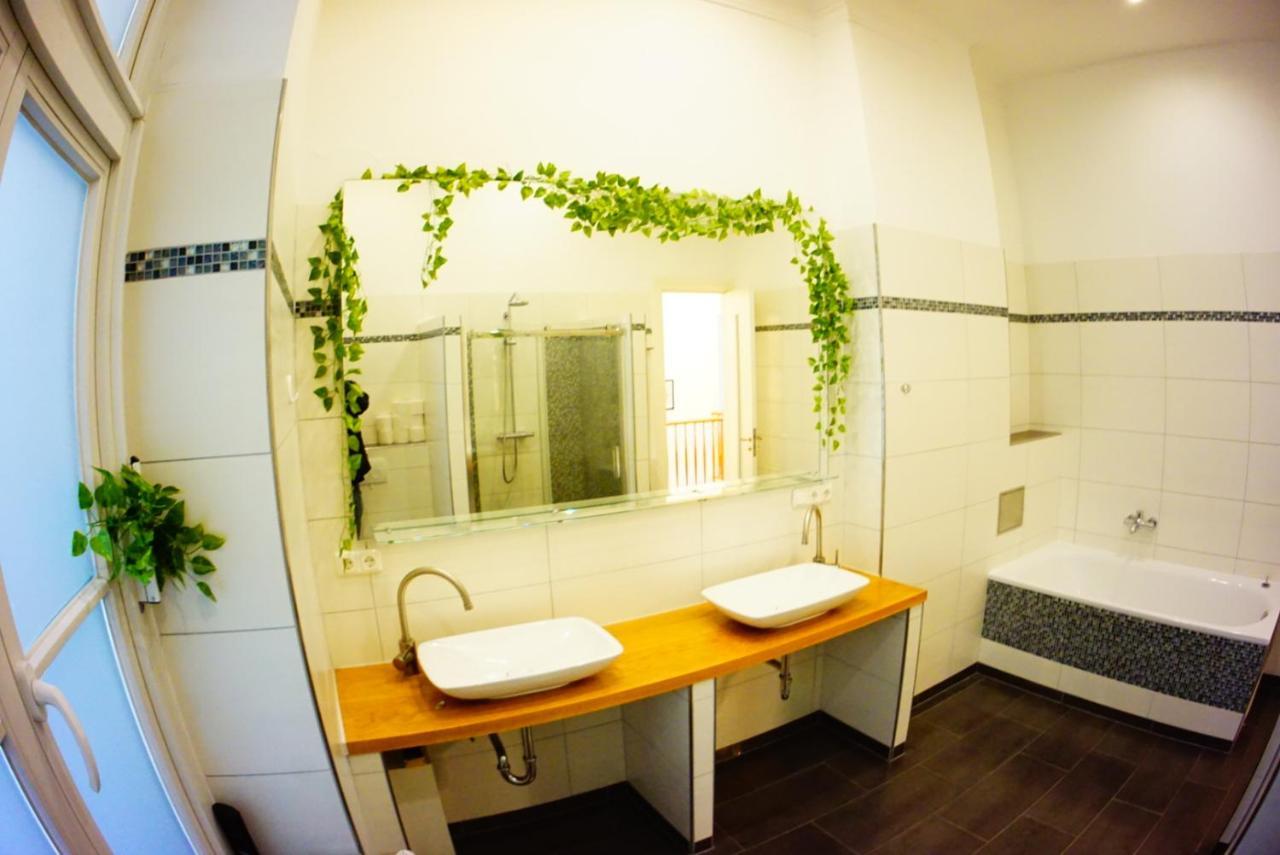 Grosszuegige Altbauwohnung In Bestlage Hambourg Extérieur photo