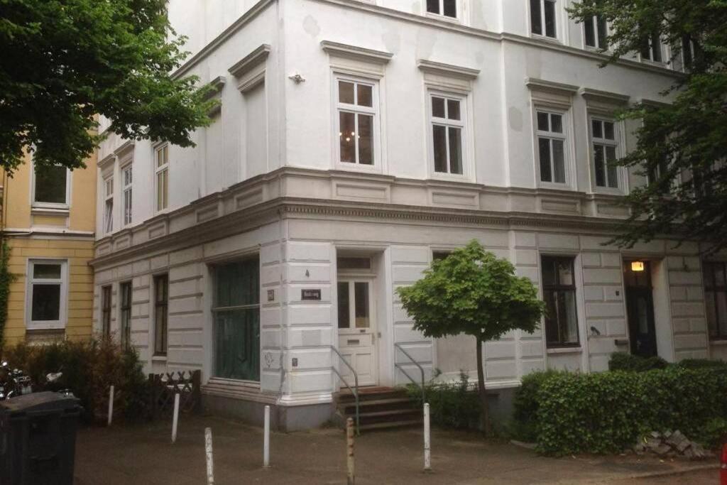 Grosszuegige Altbauwohnung In Bestlage Hambourg Extérieur photo