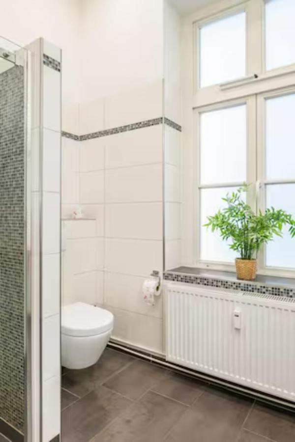 Grosszuegige Altbauwohnung In Bestlage Hambourg Extérieur photo